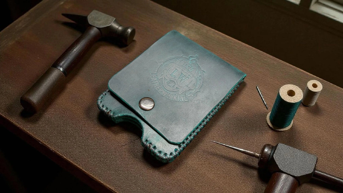 Godiva Emerald Uragano Leather Wallet - Elegant Card Holder Wallet