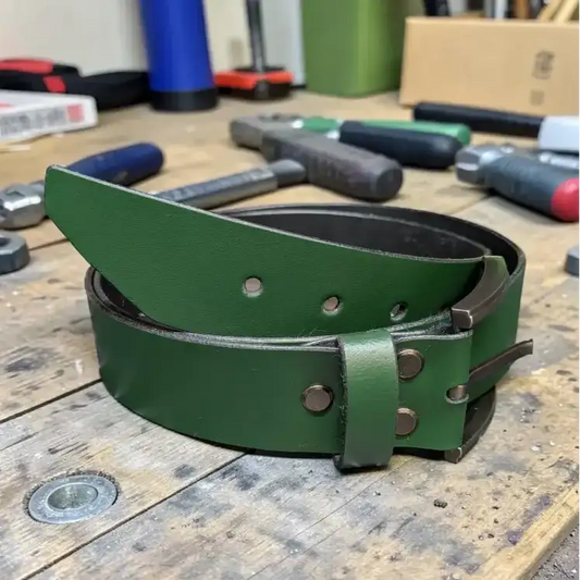 Green Full Grain Leather Belt | Handmade in the UK | LW Leatherworking - Small - 30 - 32 Inches (76 - 81cm) - Belt